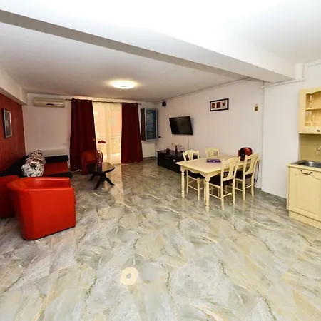 Apartament Florin *